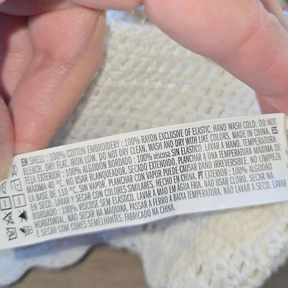 Women's Crochet Halter Bralette Top Size S Ivory Floral Embroidered Boho - Picture 5 of 7